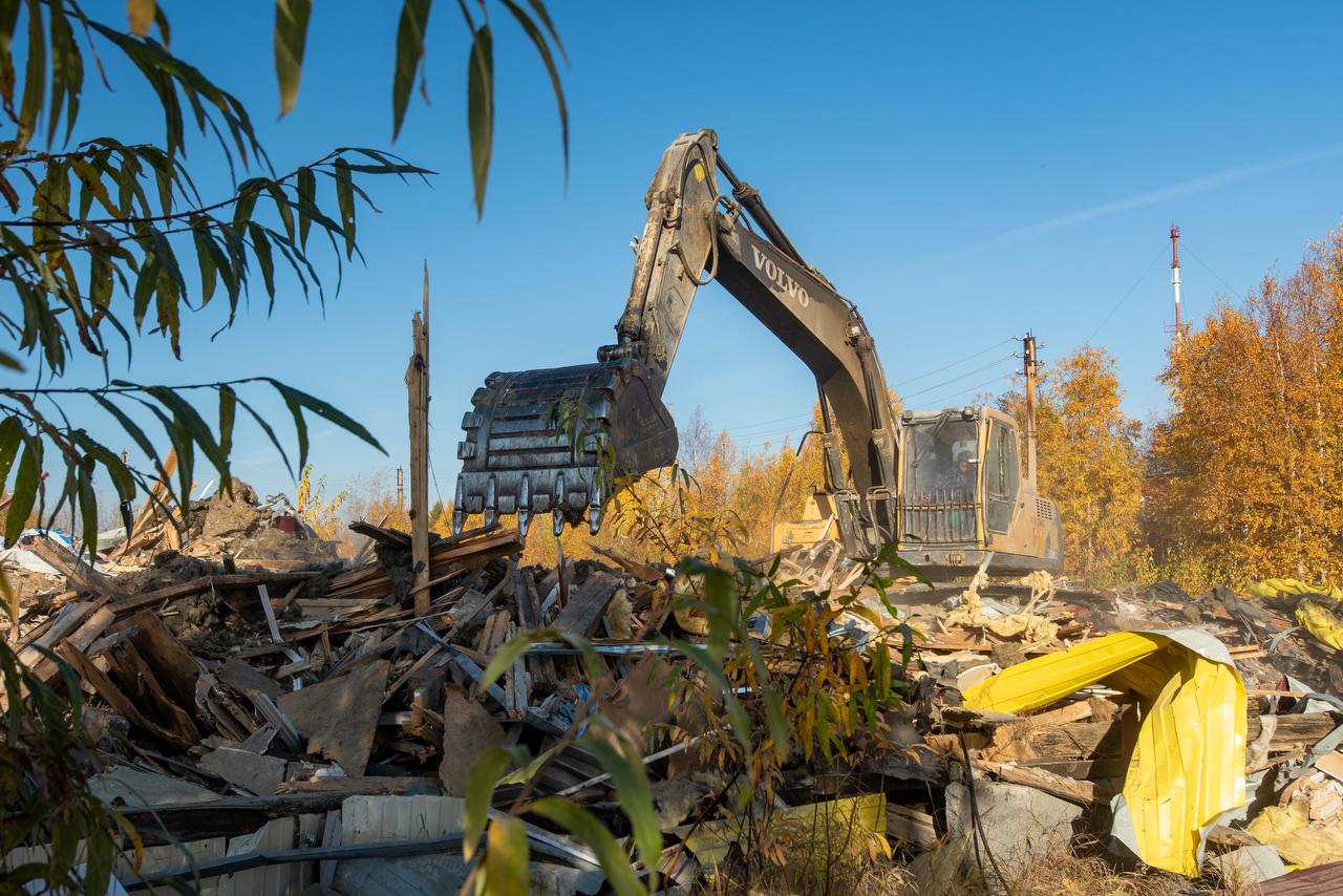 Ямал завершает расселение одного миллиона квадратных метров аварийного жилья Ямал завершает расселение одного миллиона квадратных метров аварийного жилья