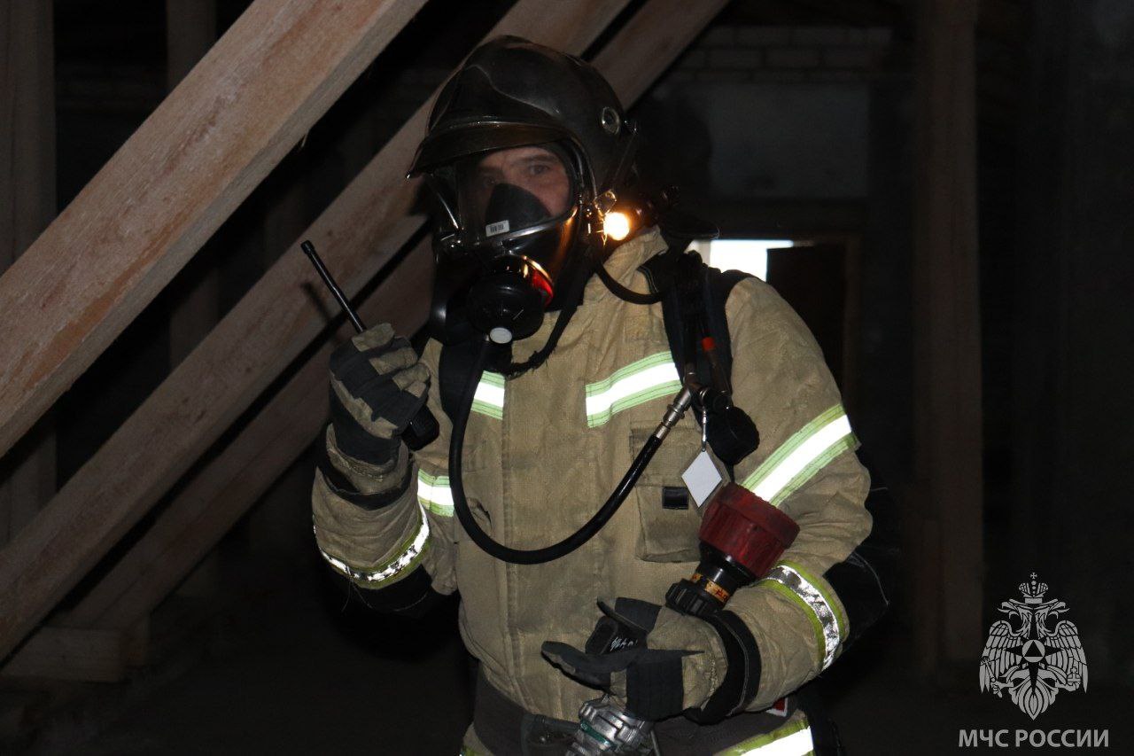 #СводкаМЧС. На Ямале за прошедшие сутки пожарно-спасательные подразделения МЧС России привлекались на ликвидацию пожаров 3 раза