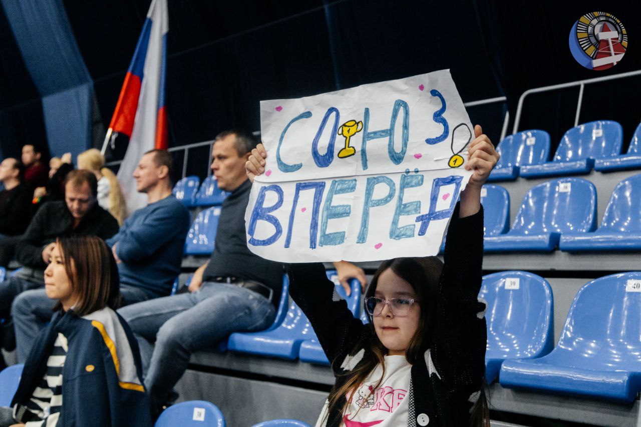 В минувшие выходные Ноябрьск вновь доказал: спорт - мощный язык дружбы и взаимопонимания! Второй раз в нашем городе проходит межнациональный волейбольный турнир «Кубок Дружбы» - яркое событие, объединяющее людей разных... В минувшие выходные Ноябрьск вновь доказал: спорт - мощный язык дружбы и взаимопонимания! Второй раз в нашем городе проходит межнациональный волейбольный турнир «Кубок Дружбы» - яркое событие, объединяющее людей разных...