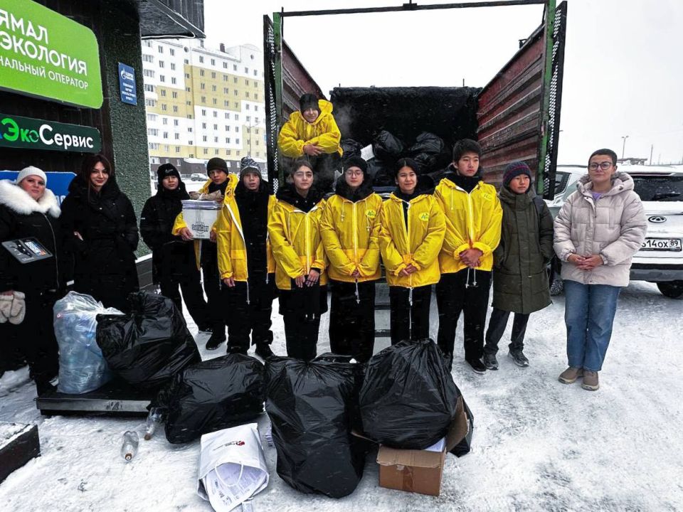 Экодесант «Академии талантов» открыл новый сезон городского проекта «ЭкоНур»