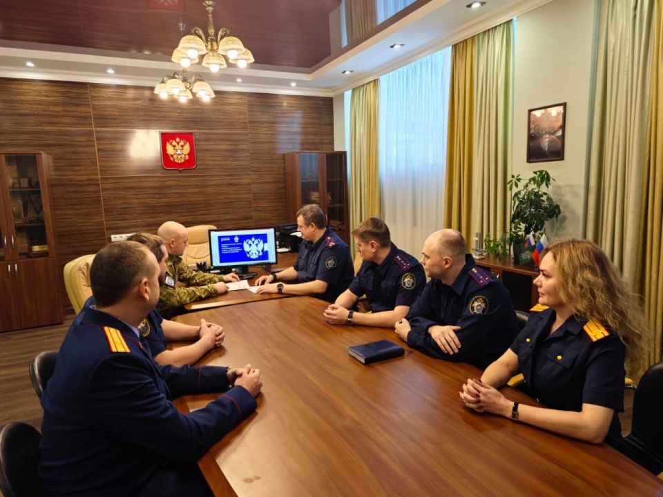 Сегодня, 12 ноября, в следственном отделе по городу Новый Уренгой СУ СК России по ЯНАО прошёл семинар, посвящённый теме: «Россия – многонациональная страна с многовековой историей»