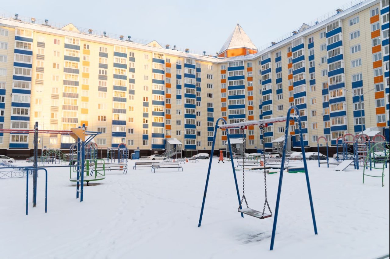Салехардцы замерзают из-за воздуха в батареях