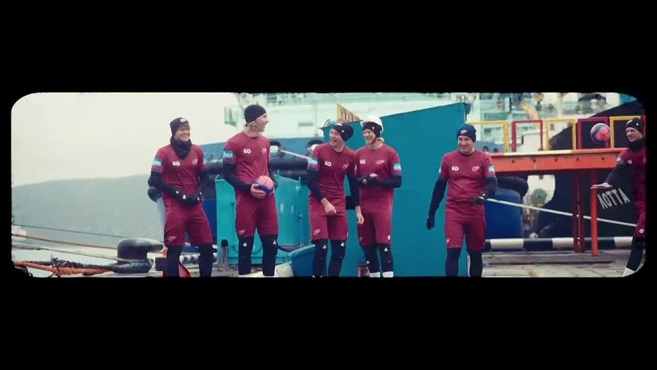 ВОЛЕЙБОЛ НА АТОМНОМ ЛЕДОКОЛЕ?! ЛЕГКО!