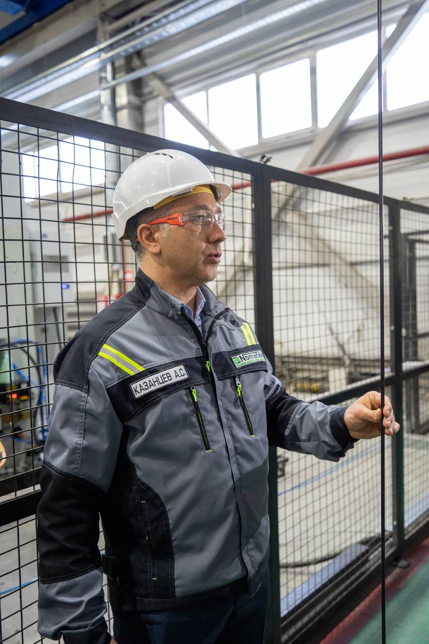 В Ноябрьске побывали на ключевых предприятиях топливно-энергетического комплекса В Ноябрьске побывали на ключевых предприятиях топливно-энергетического комплекса