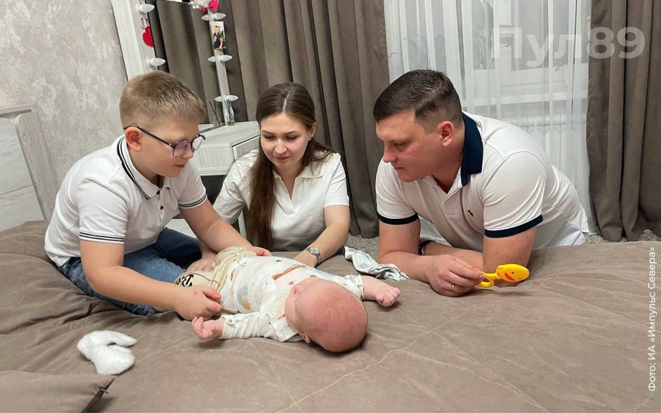 Эхо Честного маршрута: выдан первый региональный маткапитал семье из ДНР