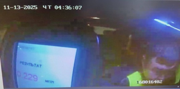 В Губкинском сотрудниками Госавтоинспекции была задержана нетрезвая автоледи