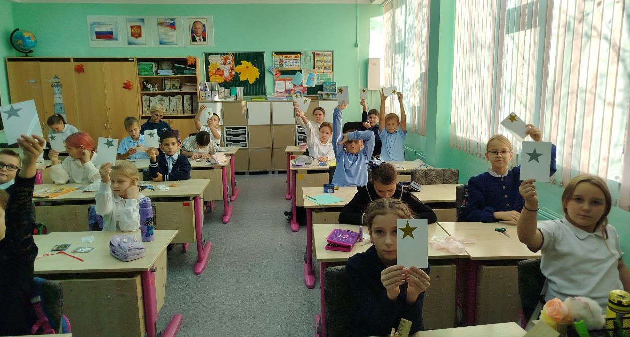 ЮИДовцы Ноябрьска провели мастер-класс по созданию световозвращающих элементов ЮИДовцы Ноябрьска провели мастер-класс по созданию световозвращающих элементов