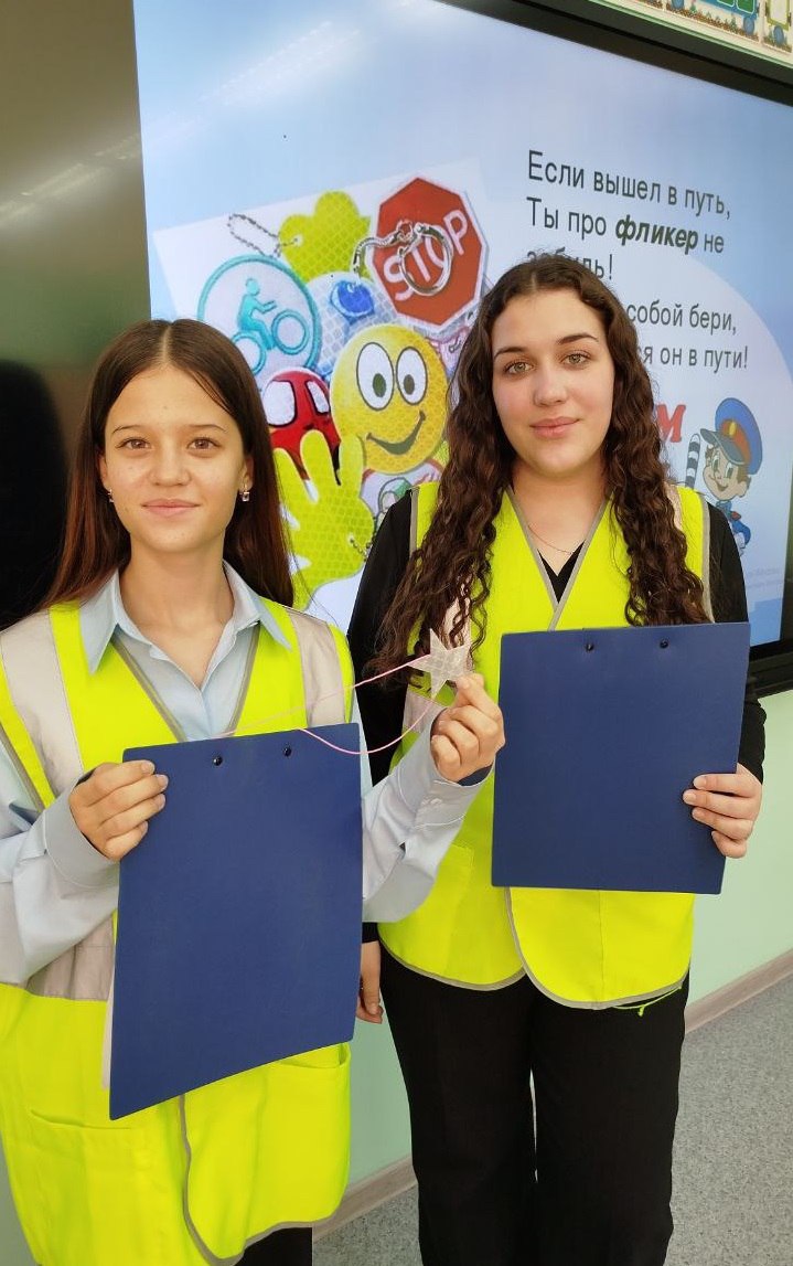 ЮИДовцы Ноябрьска провели мастер-класс по созданию световозвращающих элементов ЮИДовцы Ноябрьска провели мастер-класс по созданию световозвращающих элементов