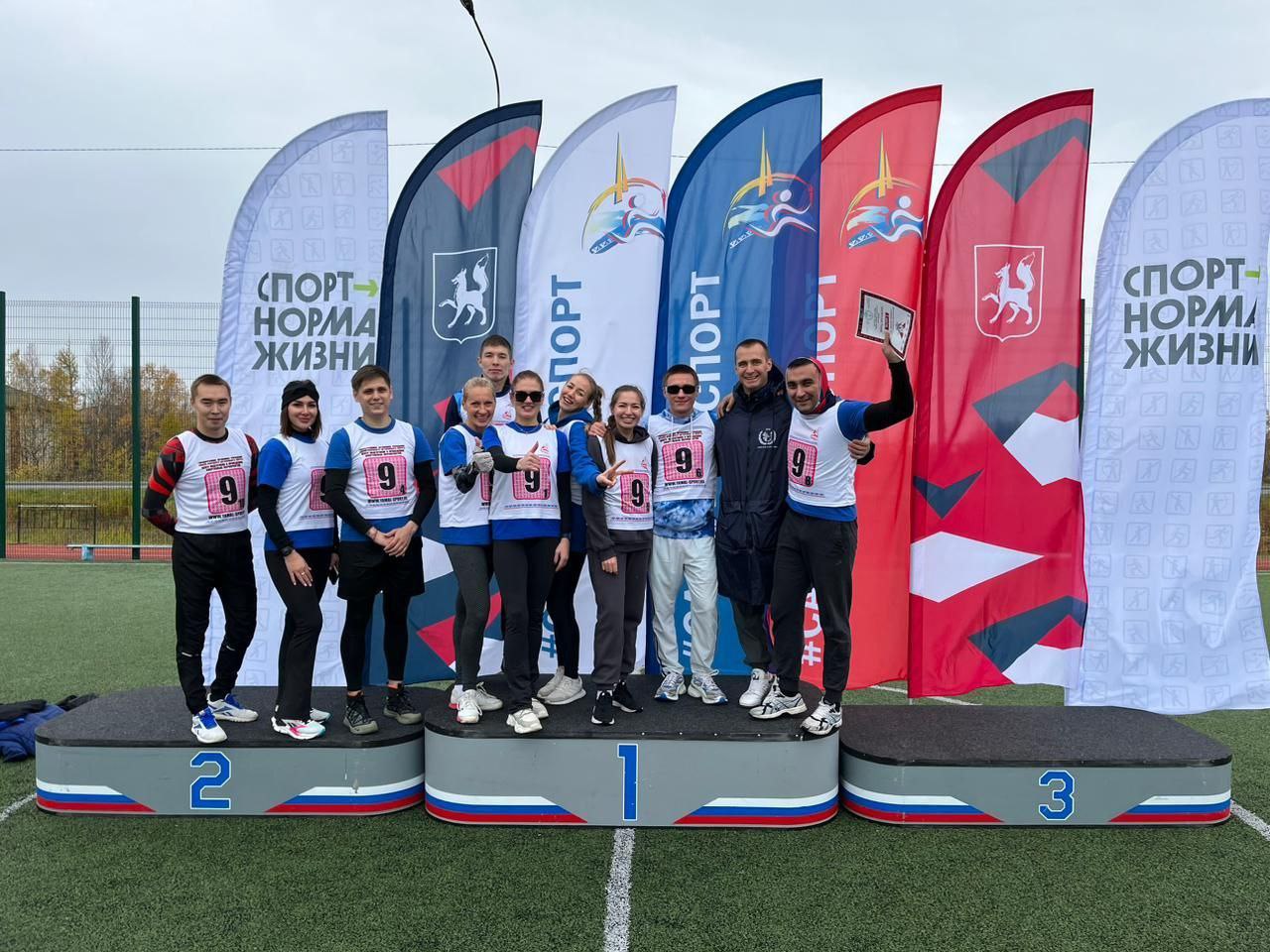 Продолжаем рубрику, посвящённую 35-летию МЧС России, в которой рассказываем о сотрудниках Главного управления МЧС России по ЯНАО Продолжаем рубрику, посвящённую 35-летию МЧС России, в которой рассказываем о сотрудниках Главного управления МЧС России по ЯНАО