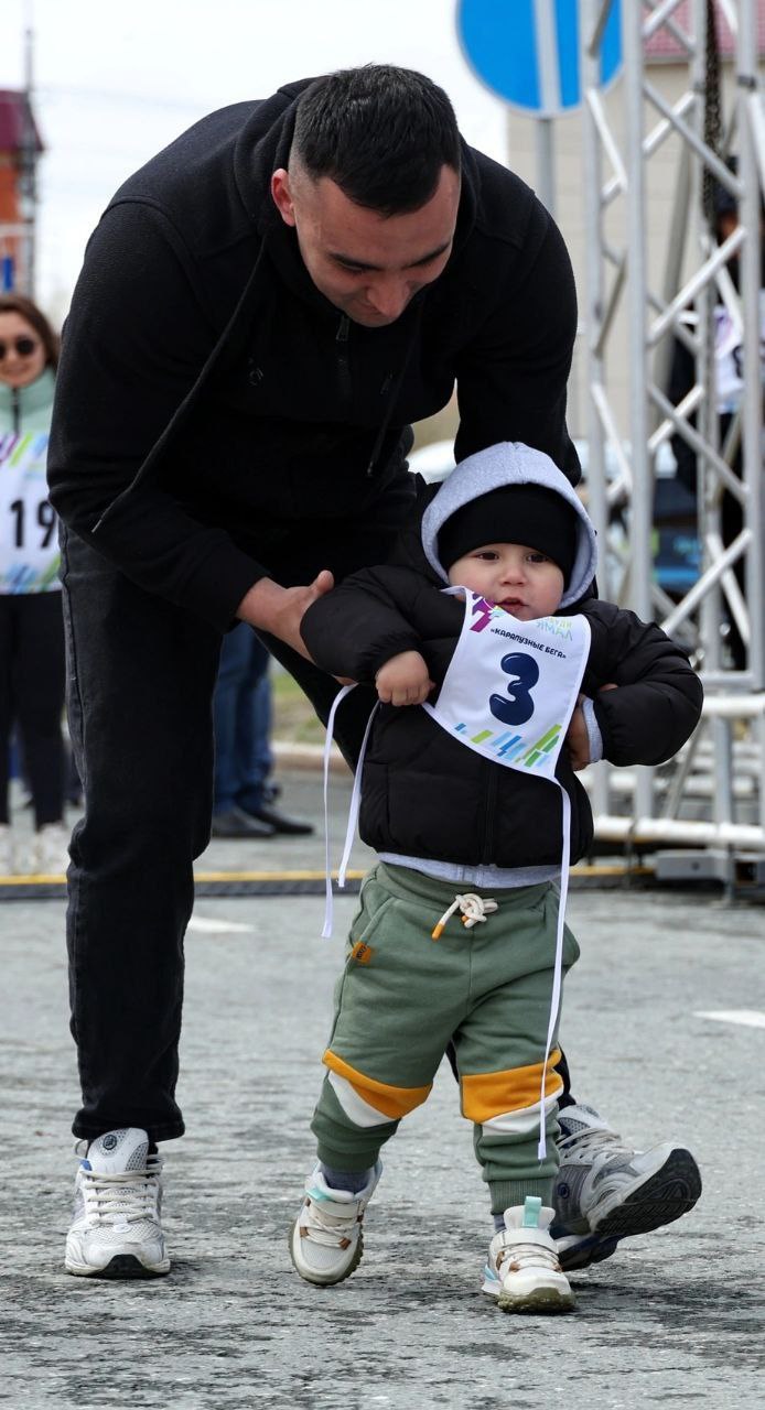 Продолжаем рубрику, посвящённую 35-летию МЧС России, в которой рассказываем о сотрудниках Главного управления МЧС России по ЯНАО Продолжаем рубрику, посвящённую 35-летию МЧС России, в которой рассказываем о сотрудниках Главного управления МЧС России по ЯНАО