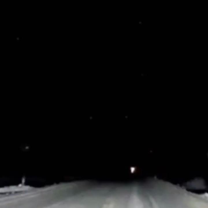 Рядом с Тазовским ямальцы наблюдали падение НЛО