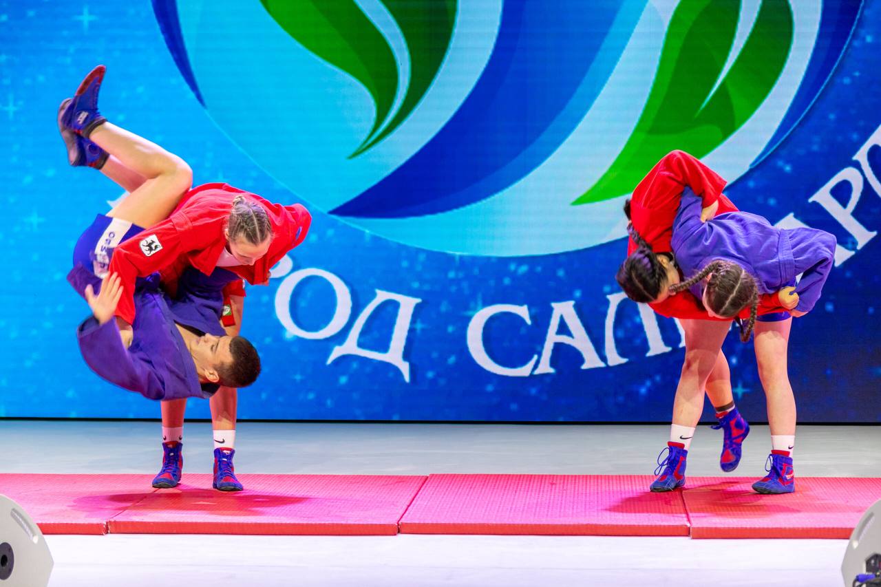 Алексей Титовский: 70 лет… Целая эпоха, наполненная яркими победами, напряжёнными тренировками, радостью первых достижений и гордостью за тех, кто преодолевал себя снова и снова Алексей Титовский: 70 лет… Целая эпоха, наполненная яркими победами, напряжёнными тренировками, радостью первых достижений и гордостью за тех, кто преодолевал себя снова и снова