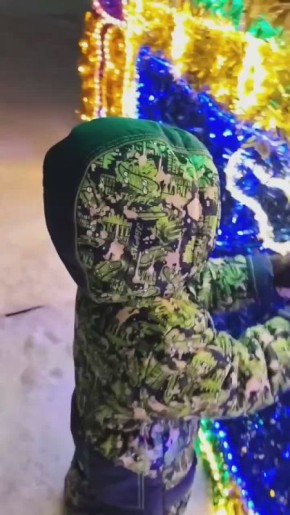 Смотрите, как уже по-новогоднему в Пангодах