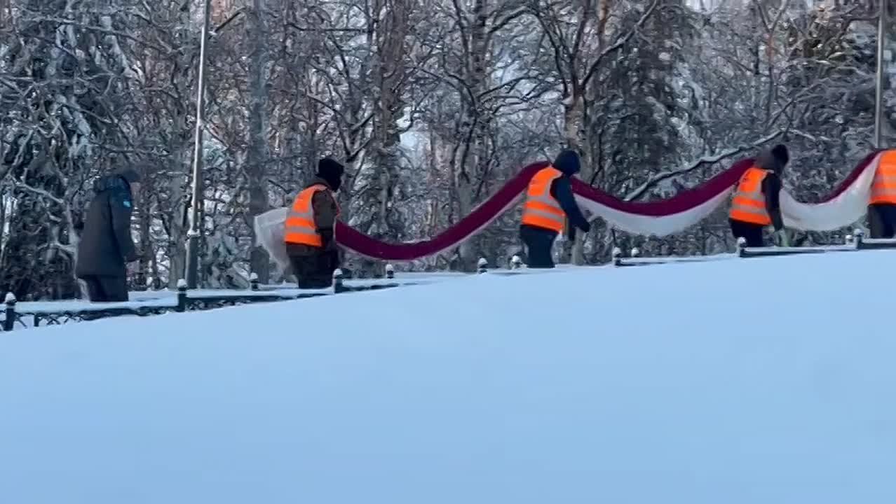 Митя снова в зимнем образе