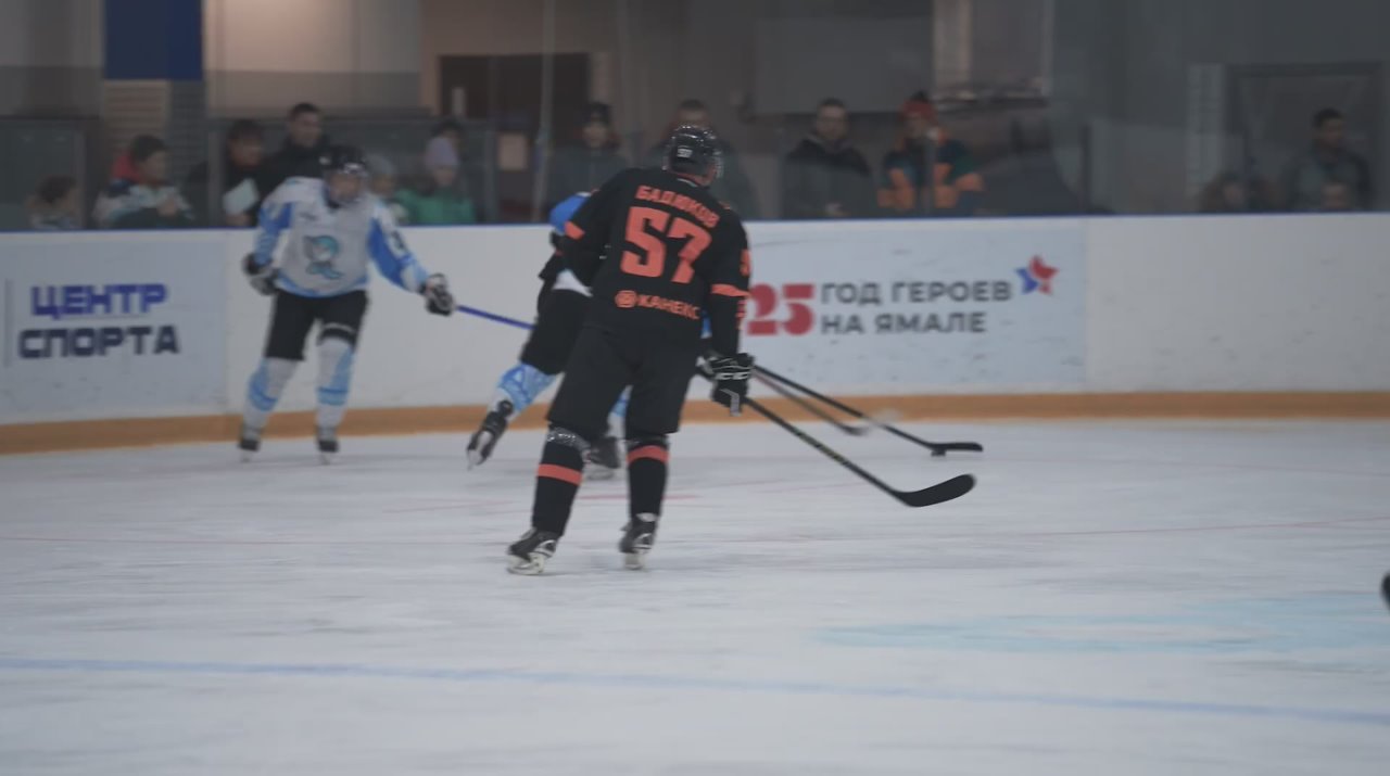 Антон Колодин: В эти дни в Новом Уренгое гостила легендарная команда «РОСПРЕССА»