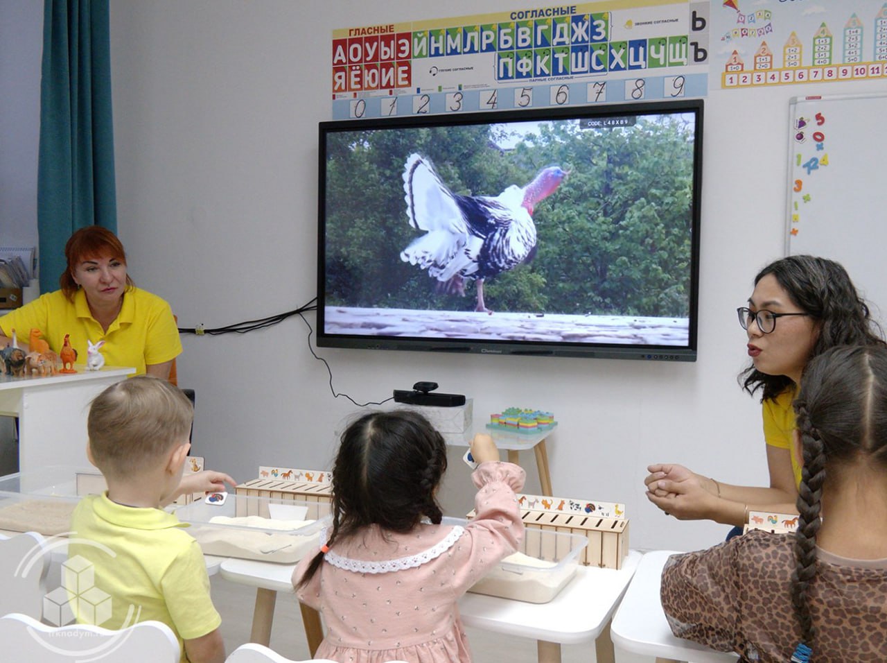 В центре «Бум кидс» начало работу новое агентство нянь «Растём вместе» — уютное пространство для детей от 8 месяцев