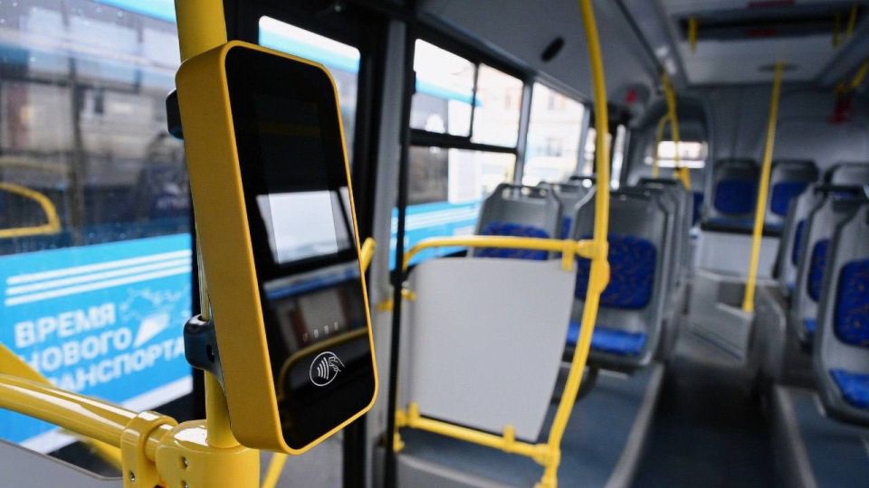 На Ямале продолжают внедрять систему учета пассажиропотока в общественном транспорте