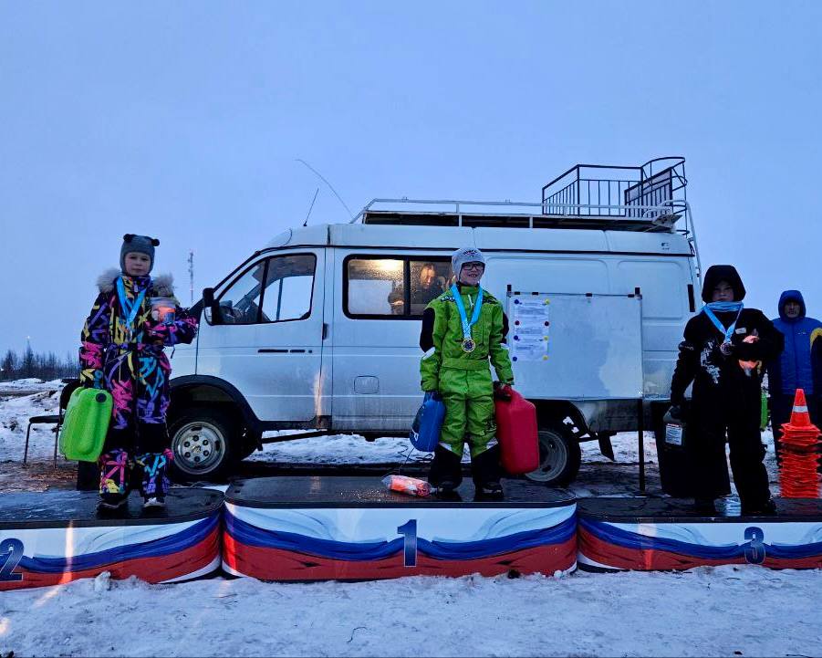 В газовой столице прошли региональные соревнования по автомобильному спорту В газовой столице прошли региональные соревнования по автомобильному спорту