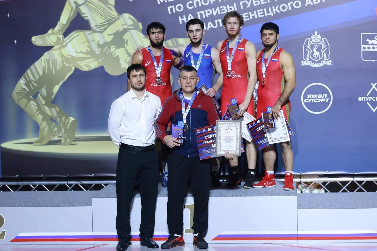 В Тарко-Сале завершились международные соревнования по греко-римской борьбе на призы губернатора Ямала