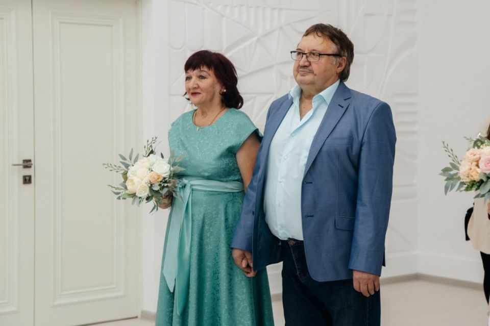 Семья первопроходцев Ноябрьска отметила 45летний юбилей супружеской жизни