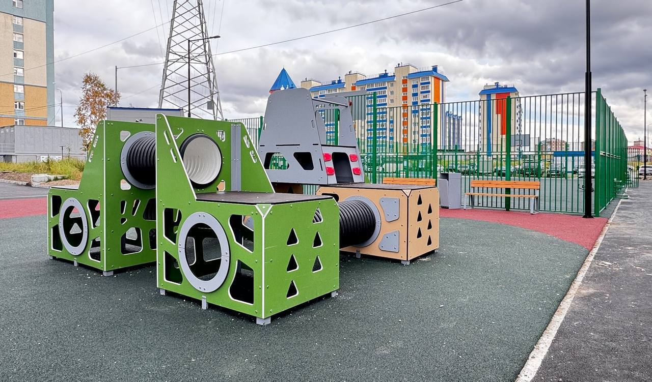 В прямом эфире глава Салехарда Алексей Титовский рассказал об итогах работ по благоустройству и обозначил планы на следующий год В прямом эфире глава Салехарда Алексей Титовский рассказал об итогах работ по благоустройству и обозначил планы на следующий год