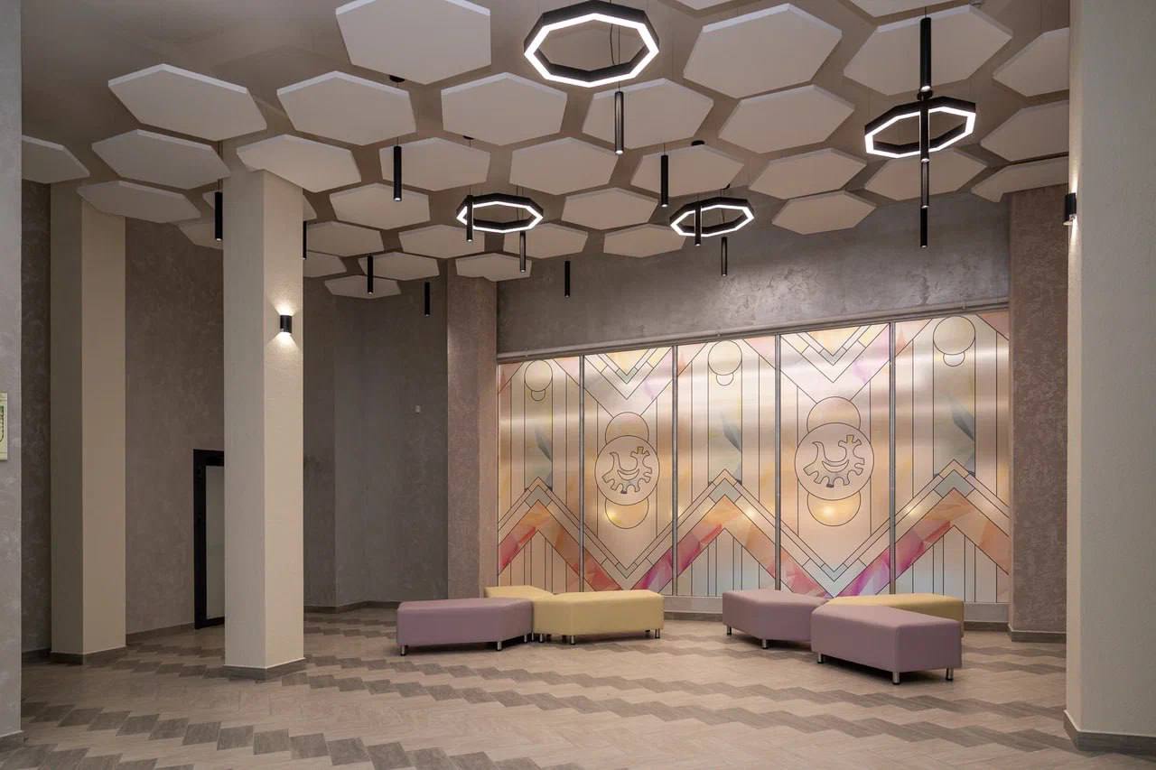 Сегодня в ходе прямого эфира глава города Алексей Титовский рассказал о реализации проектов в сфере строительства социальных объектов и планах на следующий год