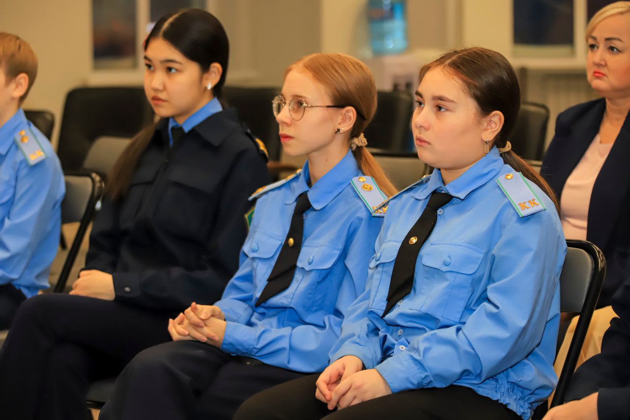 Салехард почтил память жертв ДТП Салехард почтил память жертв ДТП