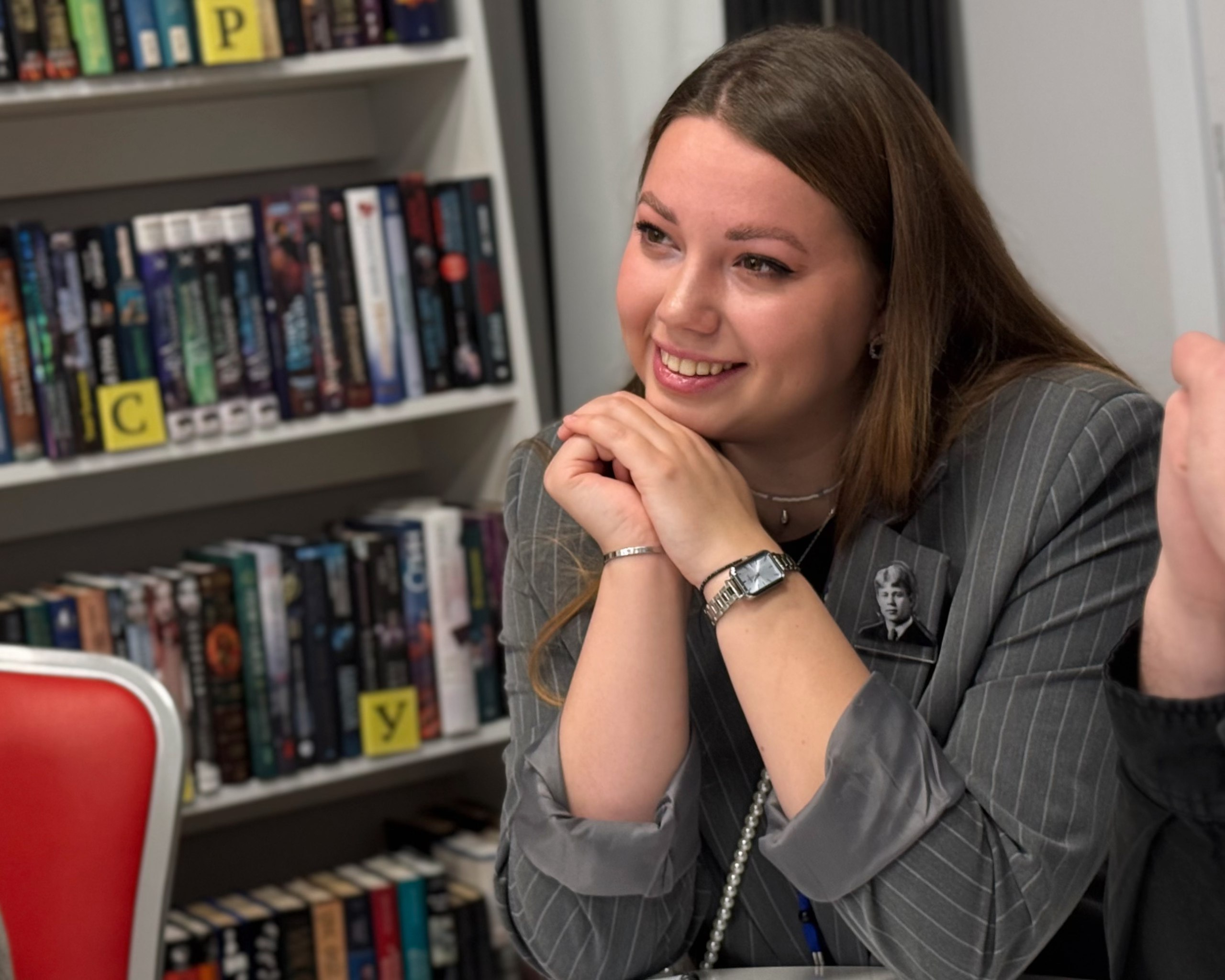 В Новом Уренгое стартовал юбилейный X Окружной конкурс профессионального мастерства «Библиотекарь года» В Новом Уренгое стартовал юбилейный X Окружной конкурс профессионального мастерства «Библиотекарь года»