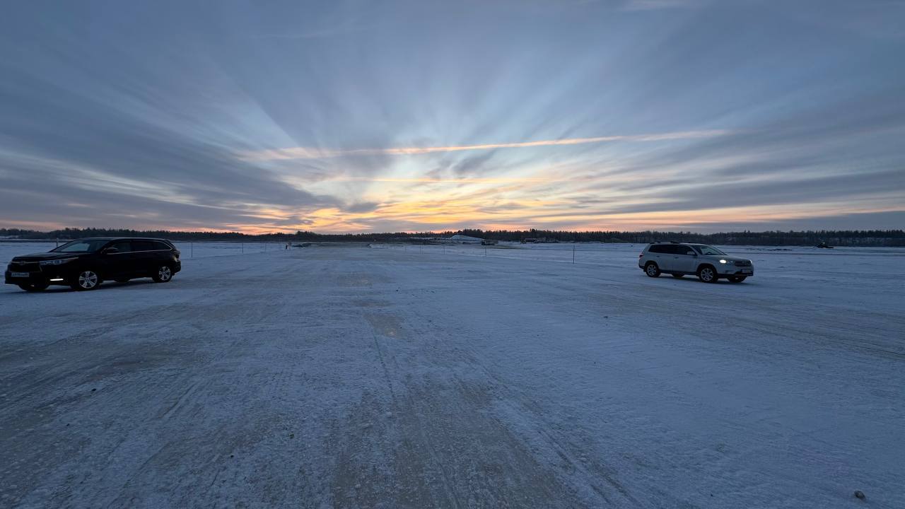 На Ямале обустраивают главную ледовую переправу