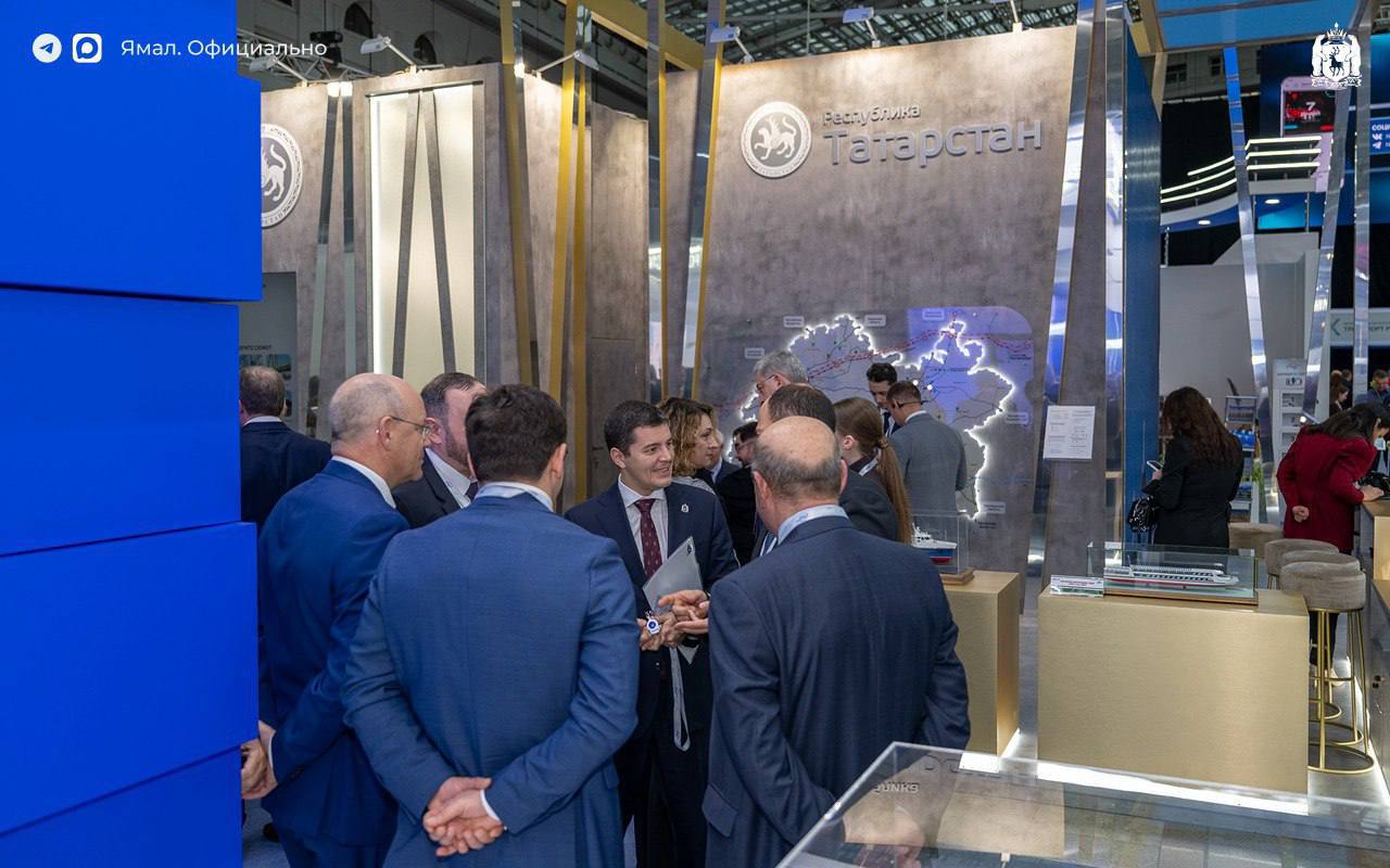 Дмитрий Артюхов участвует в Транспортной неделе в Москве