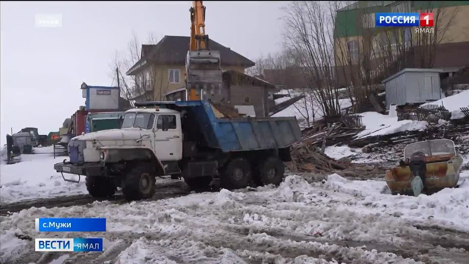 В Мужах стартовал заключительный этап сноса бесхозных береговых сараев