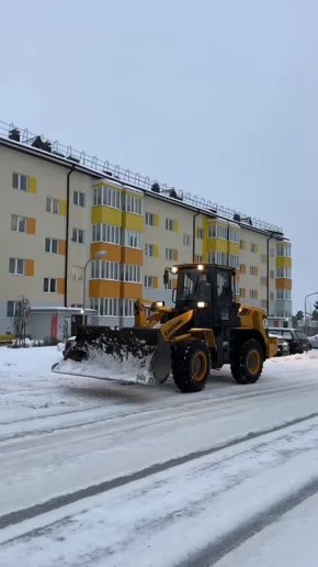 Алексей Романов: В Ноябрьске погода демонстрирует настоящую карусель перемен: заморозки сменяются оттепелями, а после обильного снегопада приходят дожди