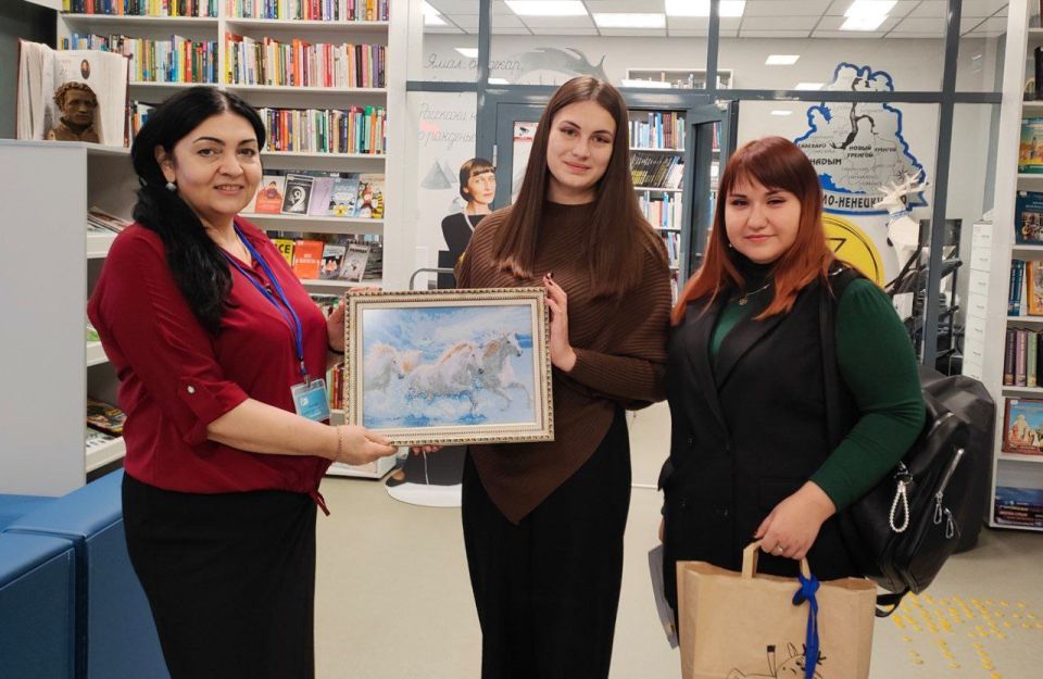 В Новом Уренгое проходит окружной конкурс «Библиотекарь года»