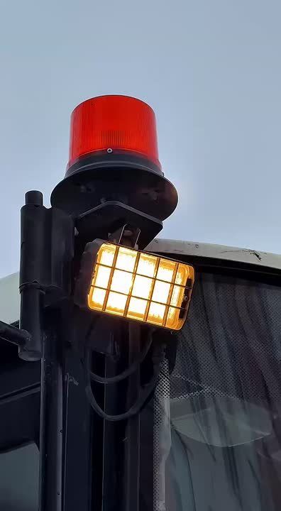 Весь день в городе метель, дорожные службы работают в усиленном режиме