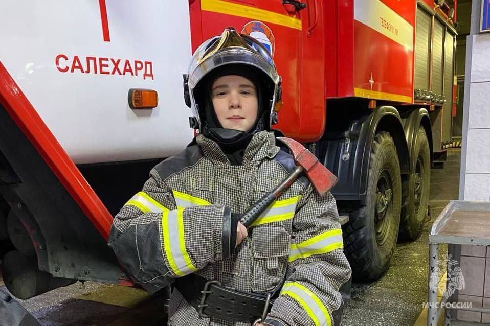 Сотрудники 5 пожарно-спасательного отряда провели мероприятие «1 день в карауле» с кадетами пожарно-спасательных классов Сотрудники 5 пожарно-спасательного отряда провели мероприятие «1 день в карауле» с кадетами пожарно-спасательных классов