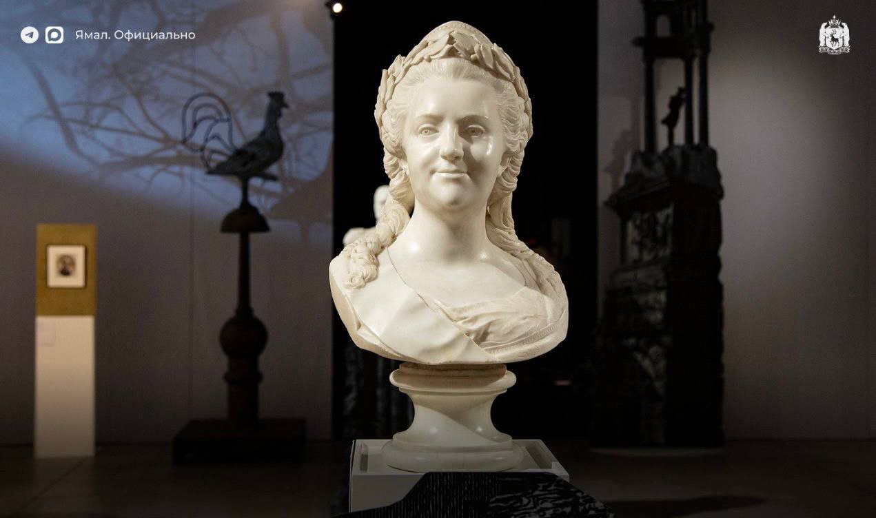 В главном музее Ямала открылась выставка «Поэт и царь» В главном музее Ямала открылась выставка «Поэт и царь»