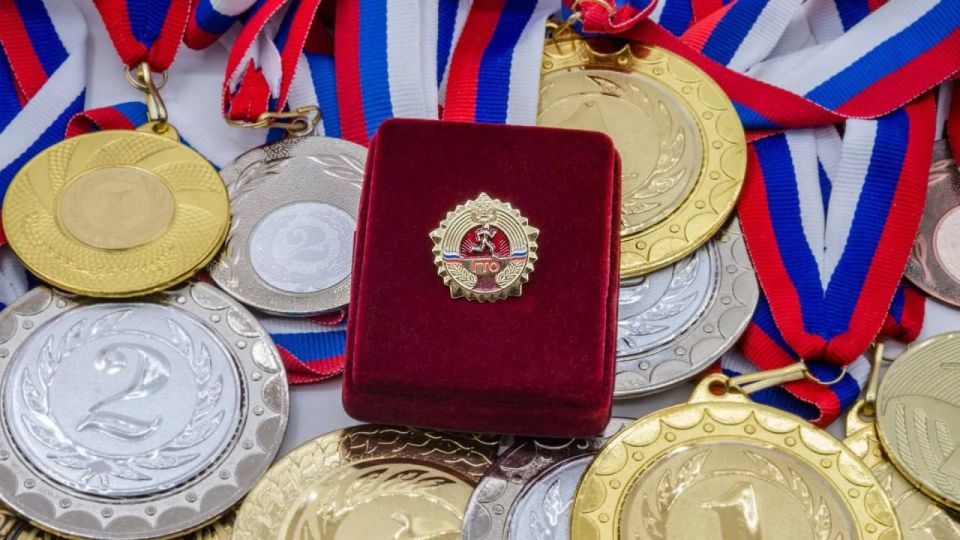 Ямал — Донбассу. Физкульт-привет от северян