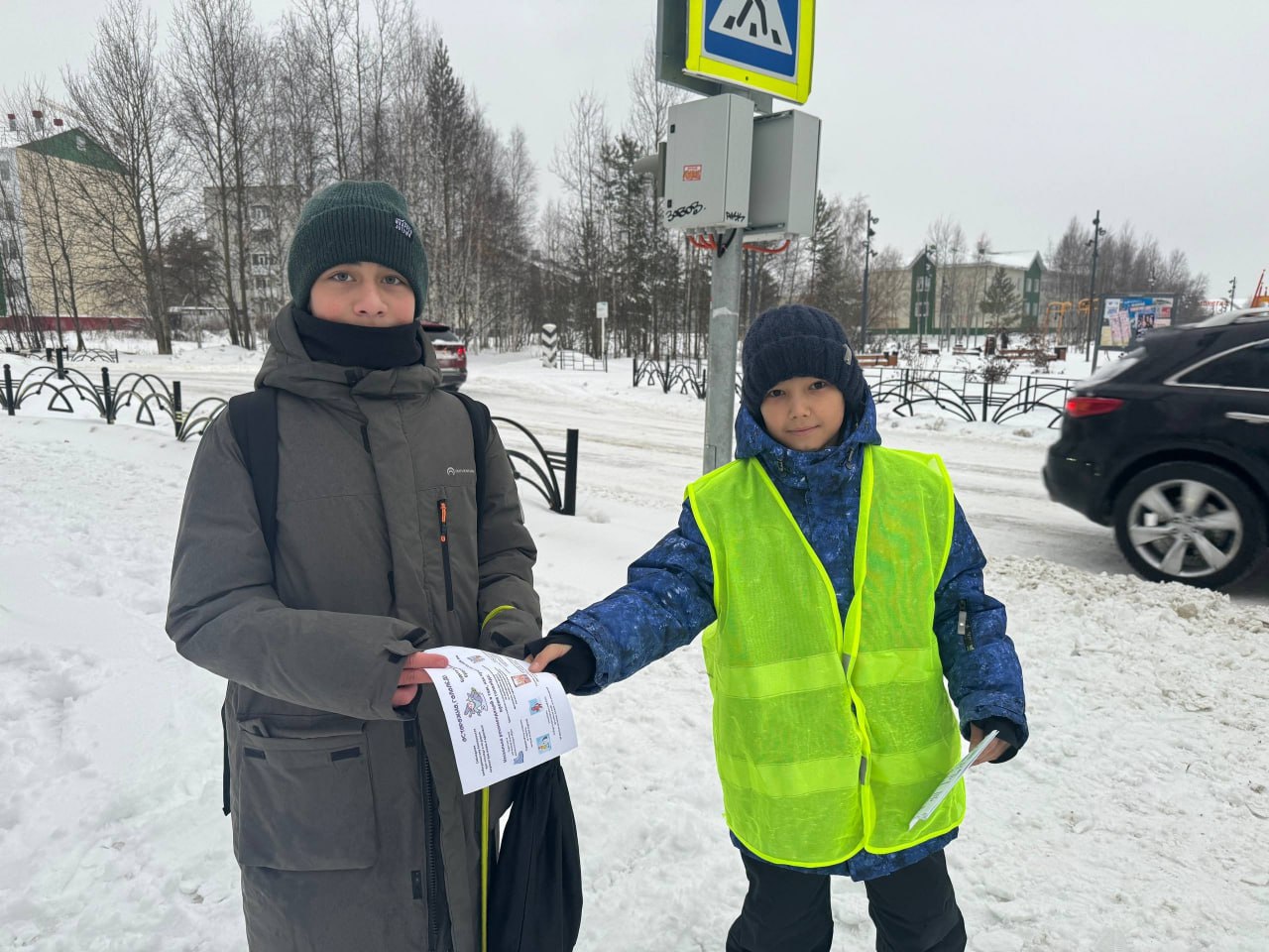 В Ноябрьске юные инспекторы движения провели информационную акцию «Осторожно – гололед!» В Ноябрьске юные инспекторы движения провели информационную акцию «Осторожно – гололед!»
