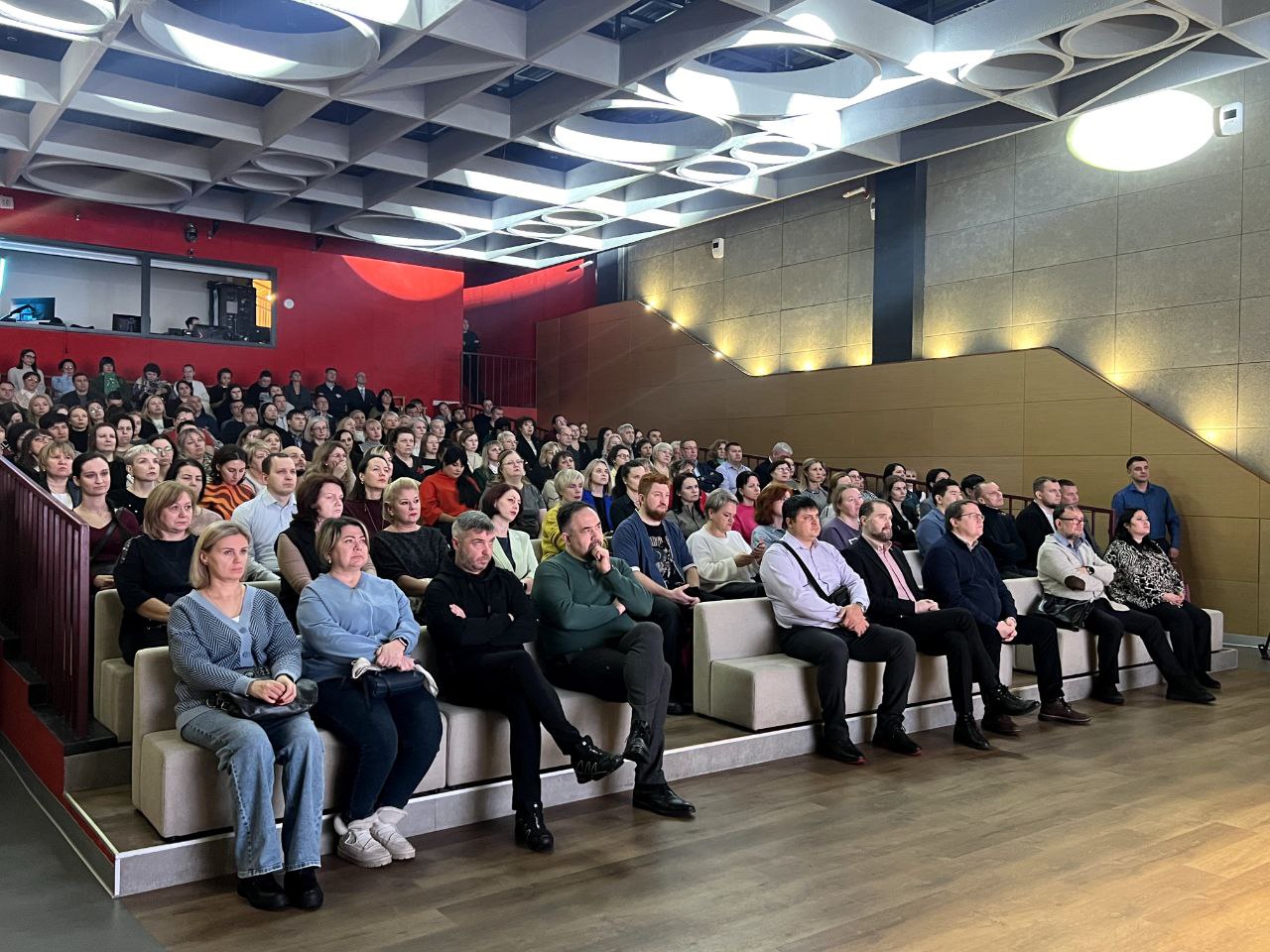 Ноябрянам представили проект бюджета на следующий год Ноябрянам представили проект бюджета на следующий год