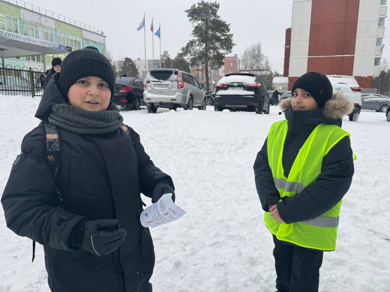 В Ноябрьске юные инспекторы движения провели информационную акцию «Осторожно – гололед!» В Ноябрьске юные инспекторы движения провели информационную акцию «Осторожно – гололед!»