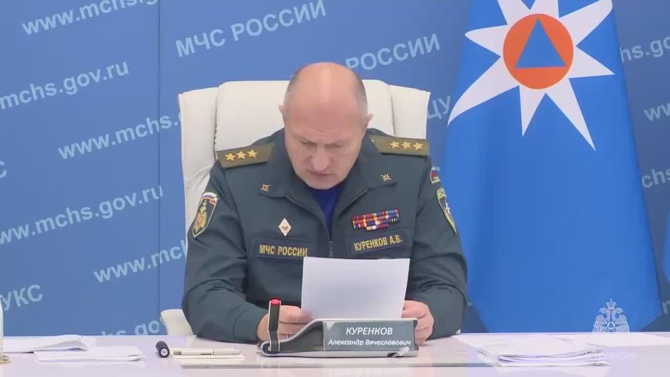 Развитие психологической службы, физической подготовки и спорта обсудили на коллегии МЧС России