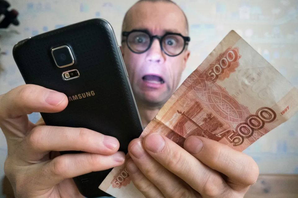 Налоговые органы России получат возможность автоматически списывать долги с граждан через цифровые рубли