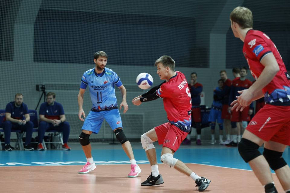 Домашние стены не помогли. В Новом Уренгое завершился матч Чемпионата России по волейболу