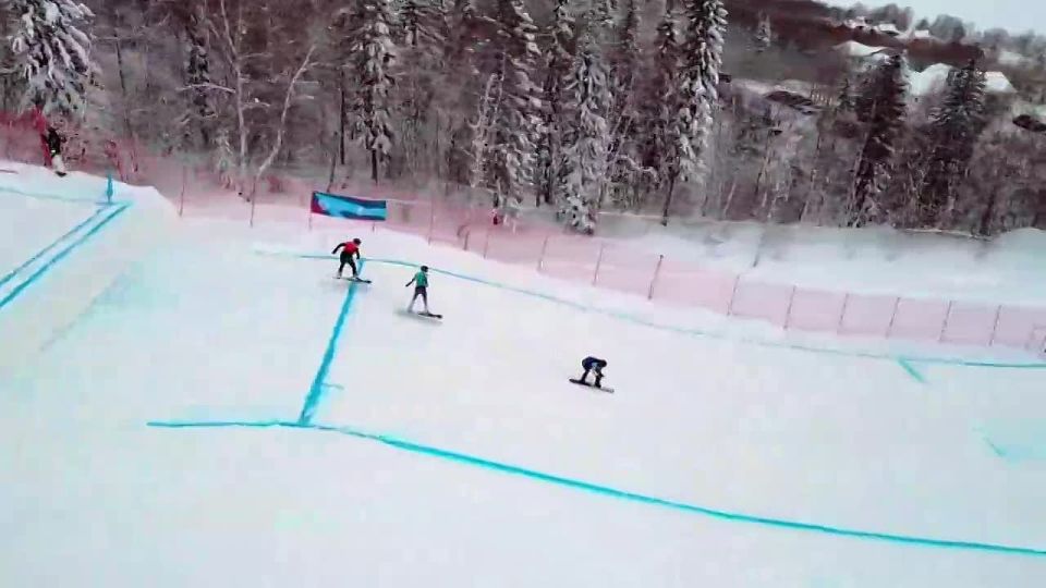 На Ямале соревнуются лучшие сноубордисты страны