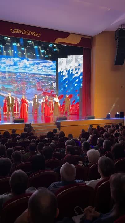 В Ноябрьске проходит благотворительный концерт