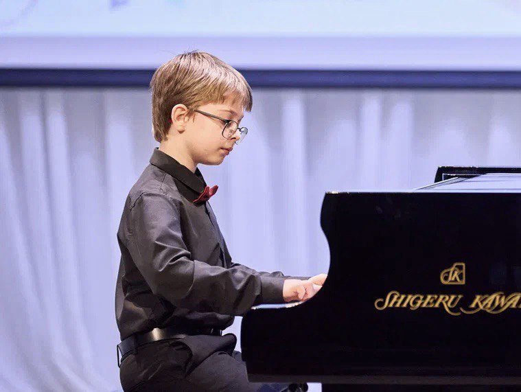 Воспитанник Детской школы искусств имени С.В.Рахманинова Давид Захаров выступил на престижной сцене Московского Международного Дома Музыки