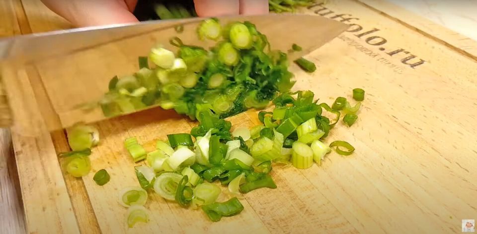 Ароматные лепешки с зеленью: как порадовать себя и близких