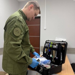 Двое жителей села Гыда Тазовского района предстанут перед судом по обвинению в грабеже