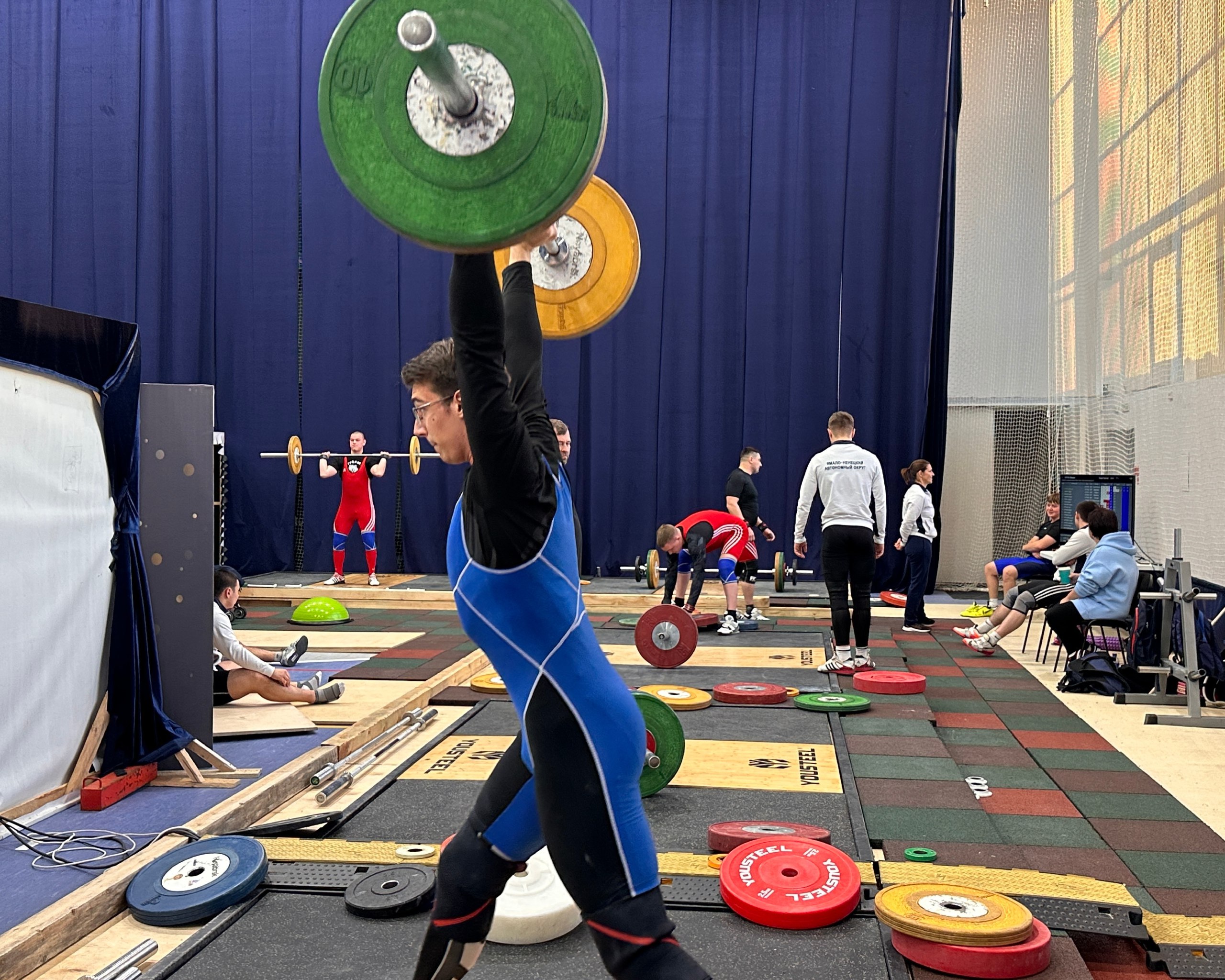 В Ноябрьске назвали победителей и призеров окружного чемпионата и первенства по тяжелой атлетике В Ноябрьске назвали победителей и призеров окружного чемпионата и первенства по тяжелой атлетике