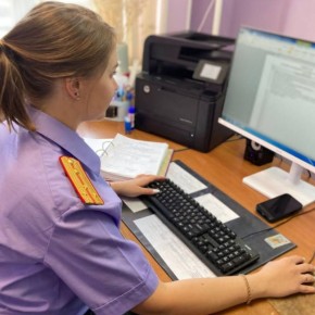 В Ноябрьске иностранный гражданин предстанет перед судом по обвинению в мелком взяточничестве